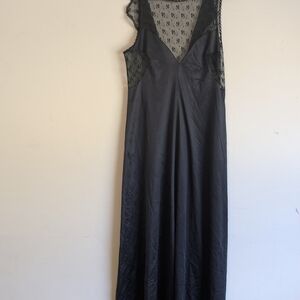 Jolie Black Backless Dress with Lace Detail